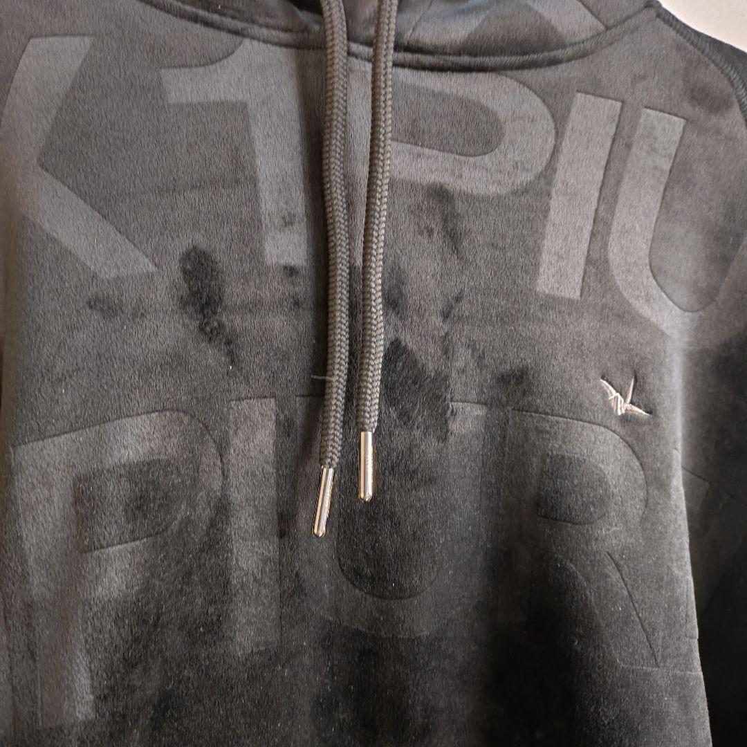 ウノピゥウノウグァーレトレ リラックス エンボスロゴ ベロア パーカー XXL