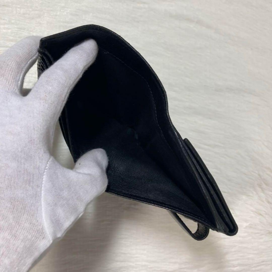 希少モデル　GUCCI グッチ　二つ折り　スタッズ　GG ロゴ　黒　早い者勝ち