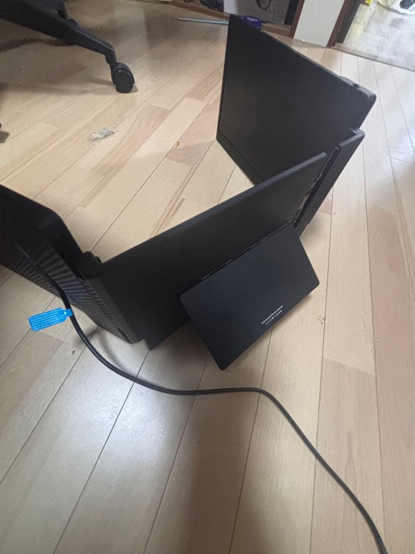 デュアルディスプレイ　トリプルモニター