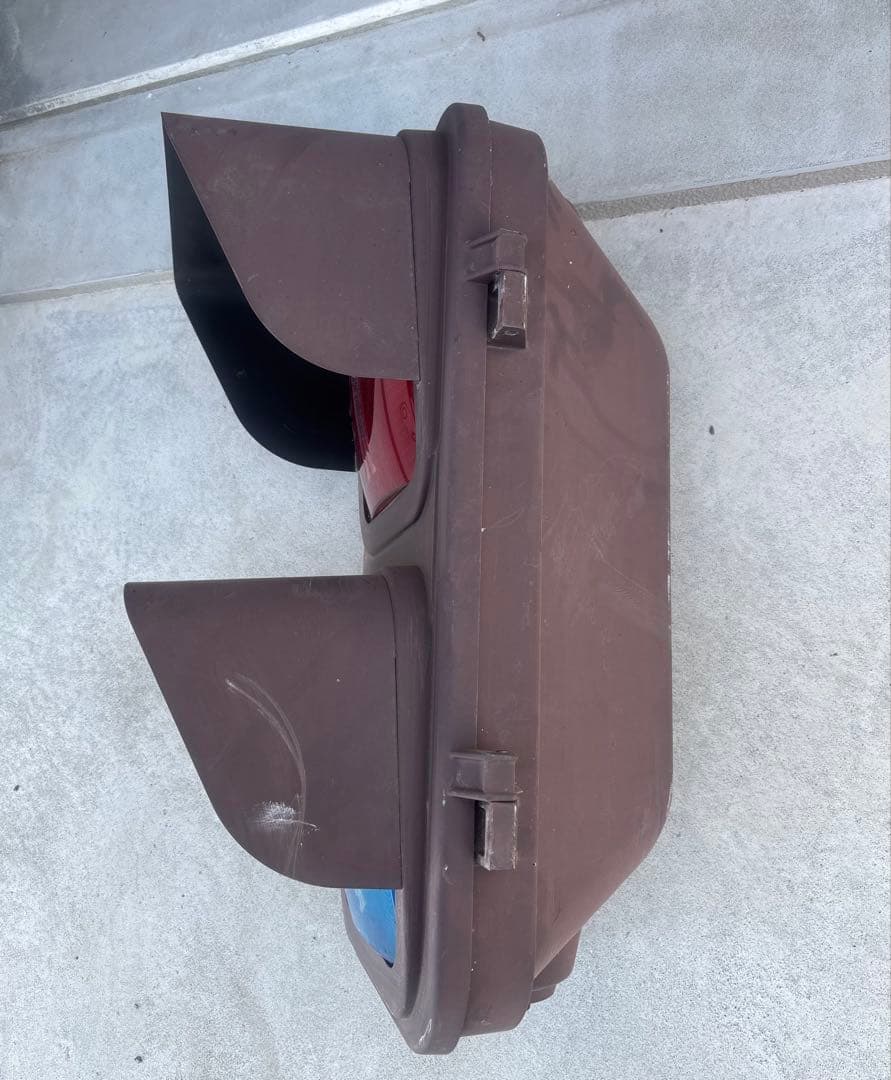 歩行者信号機 信号灯器　信号電材株式会社　本物