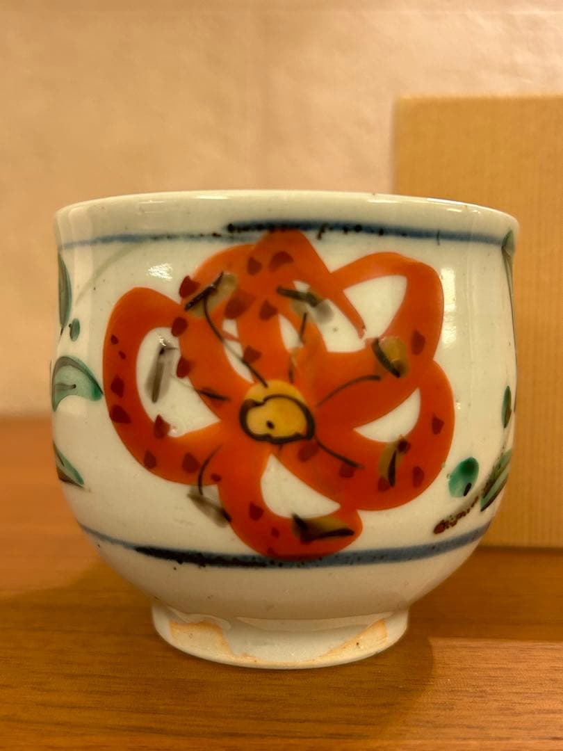 東*山様 須田菁華 色絵 百合 ゆり 湯呑 共箱