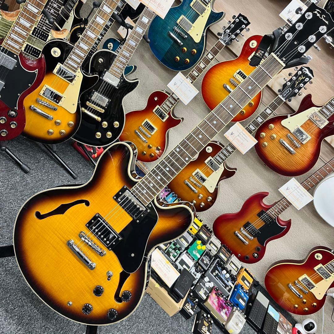 【10812】 Tony Smith セミアコースティック ギター サンバースト