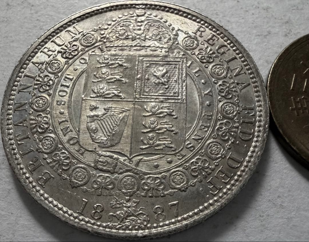 R*a様 1887年 英国ヴィクトリア女王 ハーフクラウン銀貨ハイグレード
