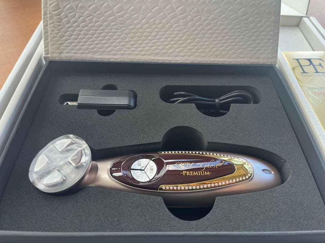 Miss Arrivo ゴーストプレミアム　美顔器