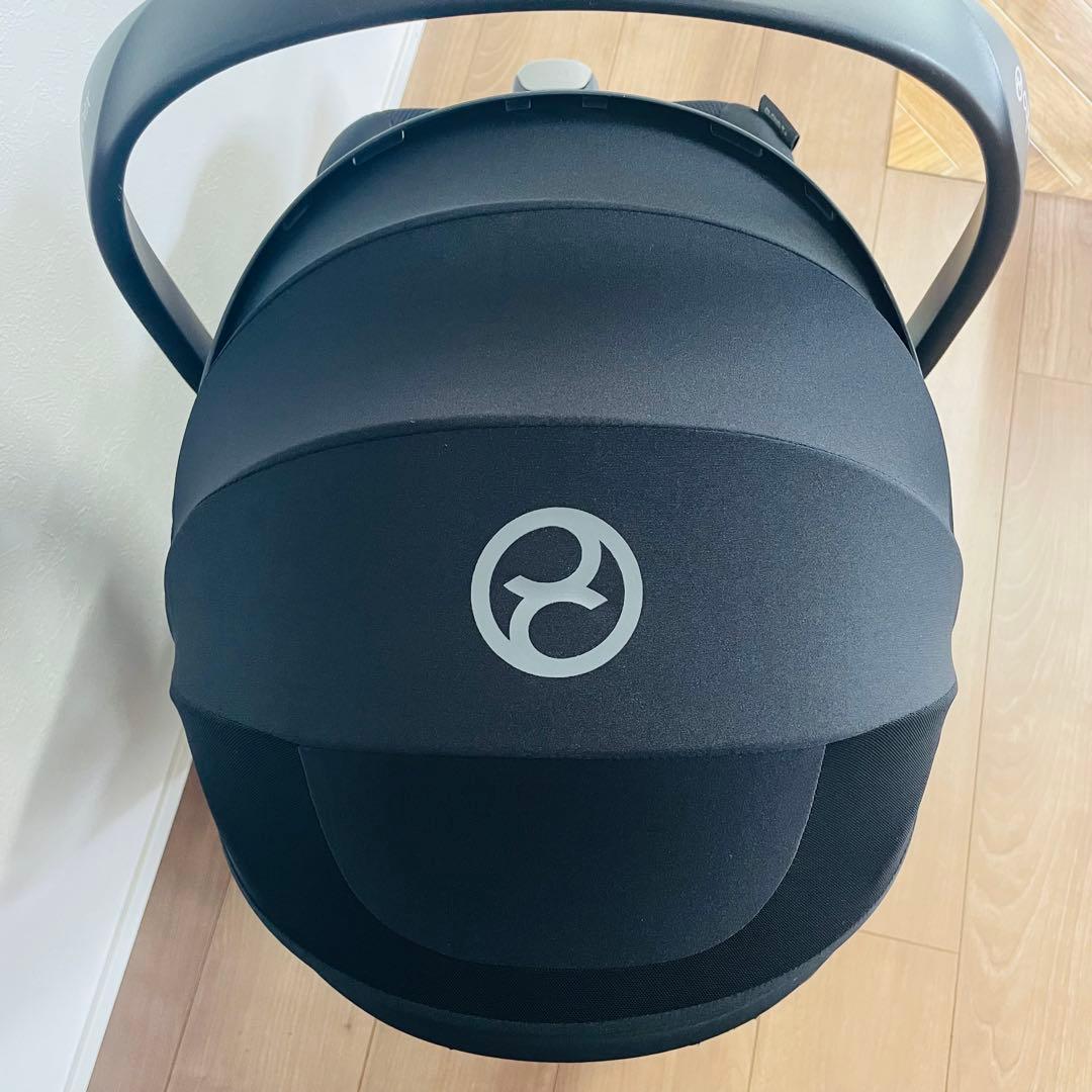 サイベックスチャイルドシート　cloud Ti-size base T