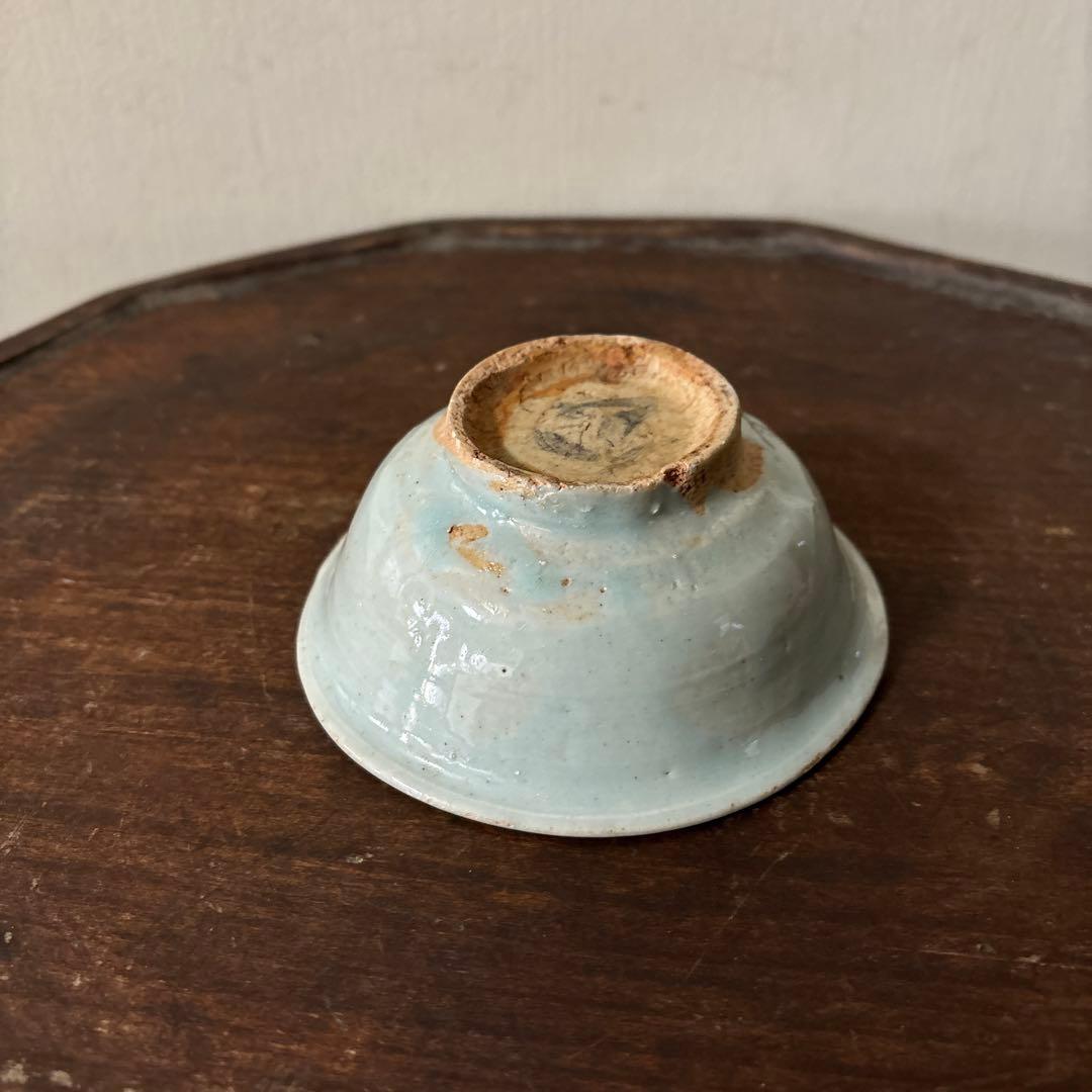 李朝初期堅手　白磁　盃　ぐい呑み　アンティーク.古美術.骨董.韓国骨董.酒器.