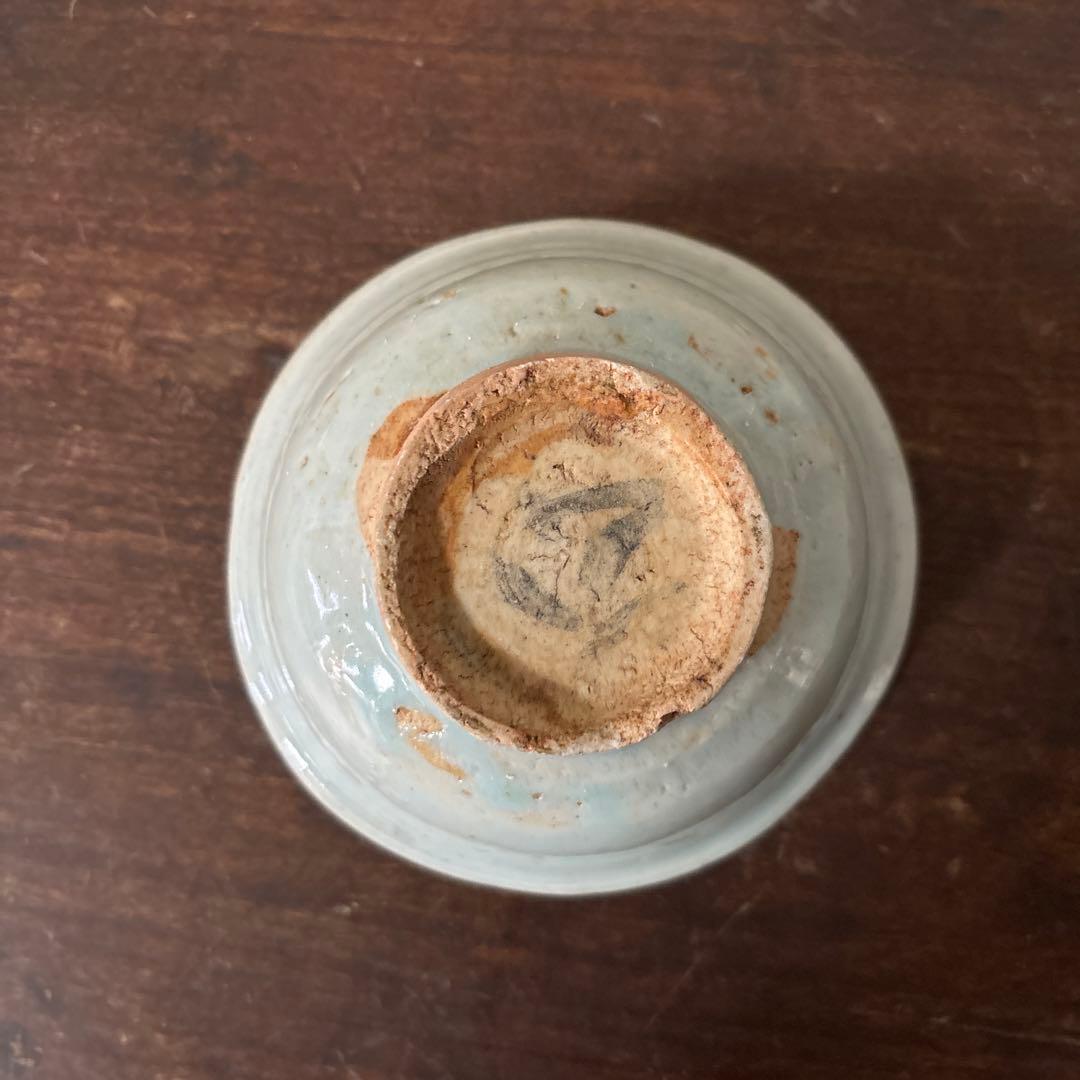 李朝初期堅手　白磁　盃　ぐい呑み　アンティーク.古美術.骨董.韓国骨董.酒器.