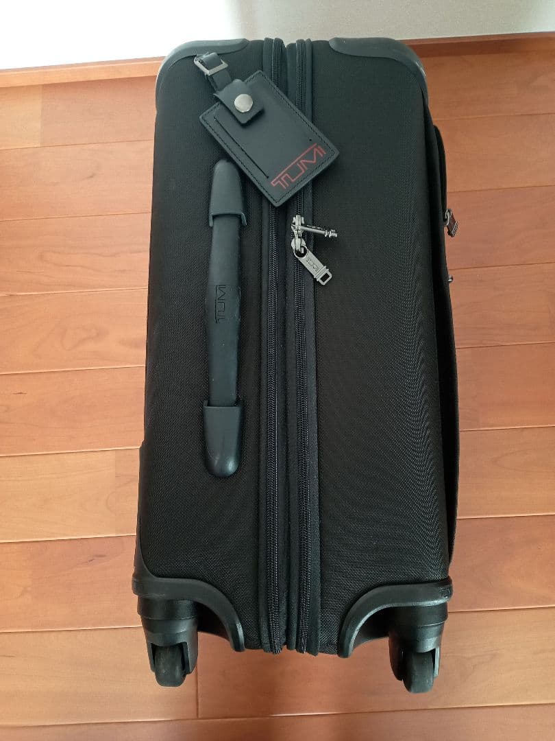 TUMI キャリーケース 4輪 機内持ち込み可 223060D4