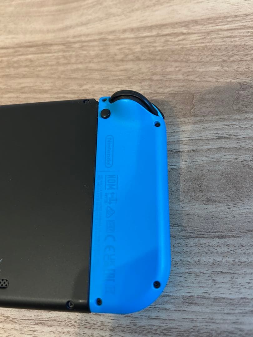 【美品】(箱あり)Nintendo Switch 本体 ネオンブルーネオンレッド