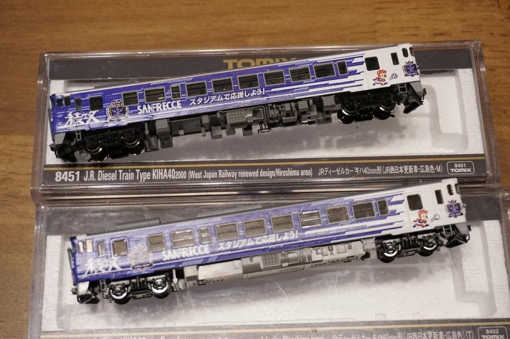 キハ40-2081 2132 サンフレッチェ　応援ラッピング仕様 Ｍ車+T車