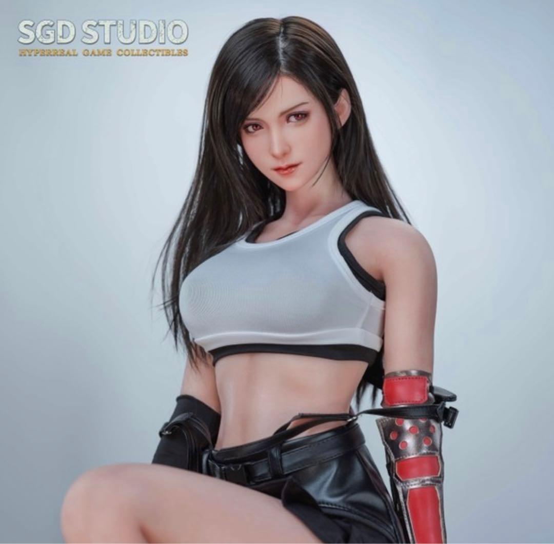 ティファ・ロックハート １／3 ファイナル ファンタジーVII 可動フィギュア