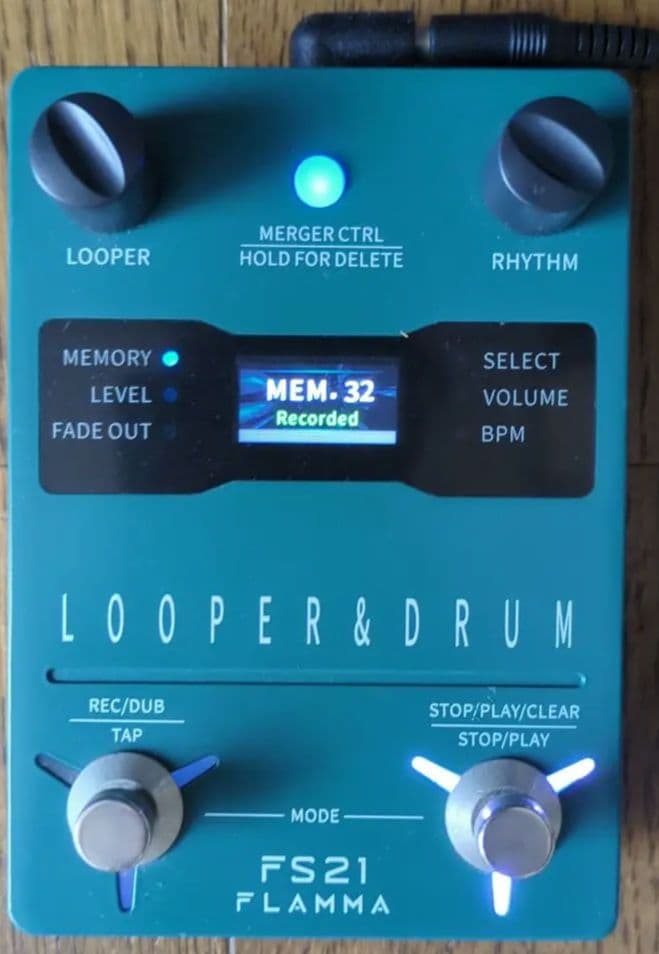 ［定価2.5万円］ACアダプタ付 FLAMMA FS21 ルーパー&リズムマシン