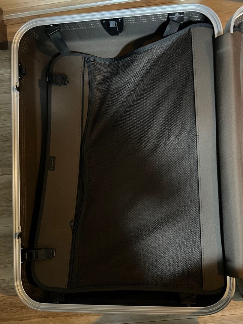 【PROTECA スーツケース（約80L・グリーン）】