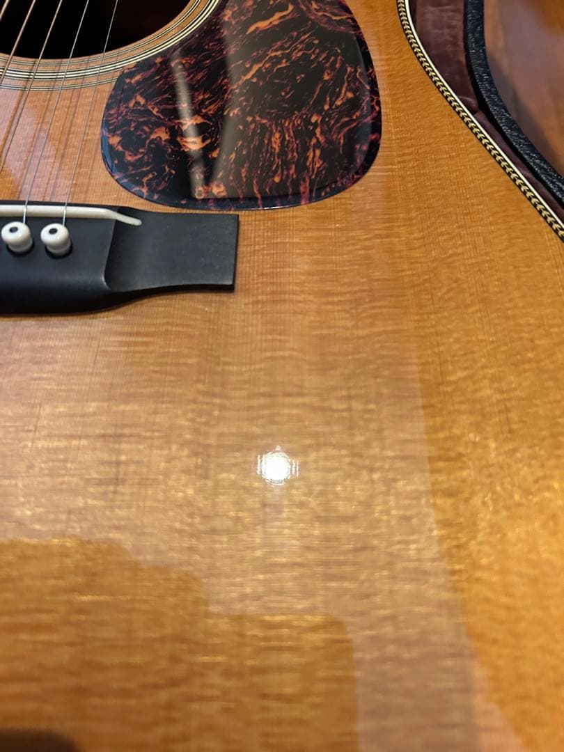 ギター Martin HD-28V