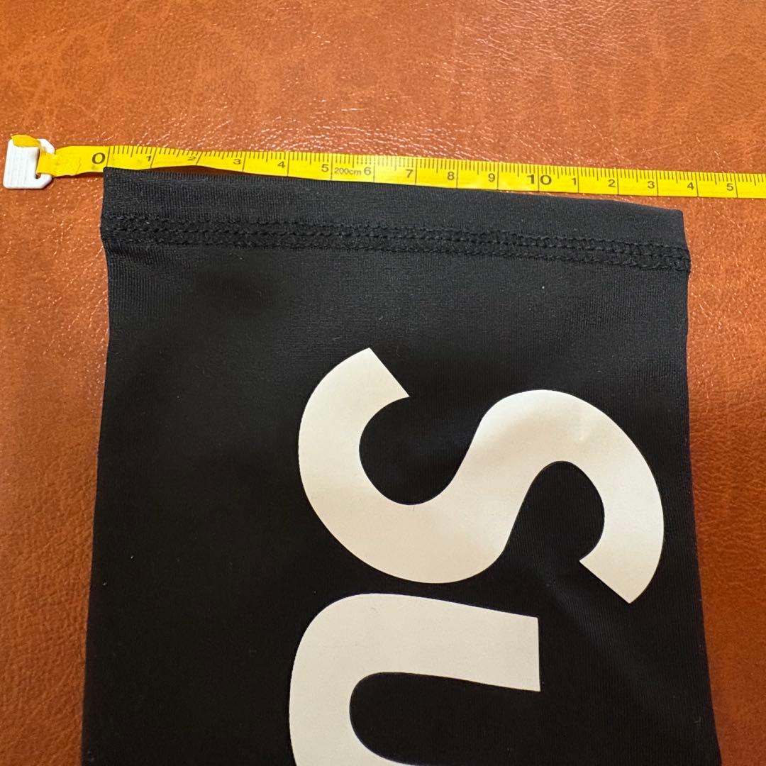 Supreme NIKE ロゴ　アームカバー 【片方】ブラック