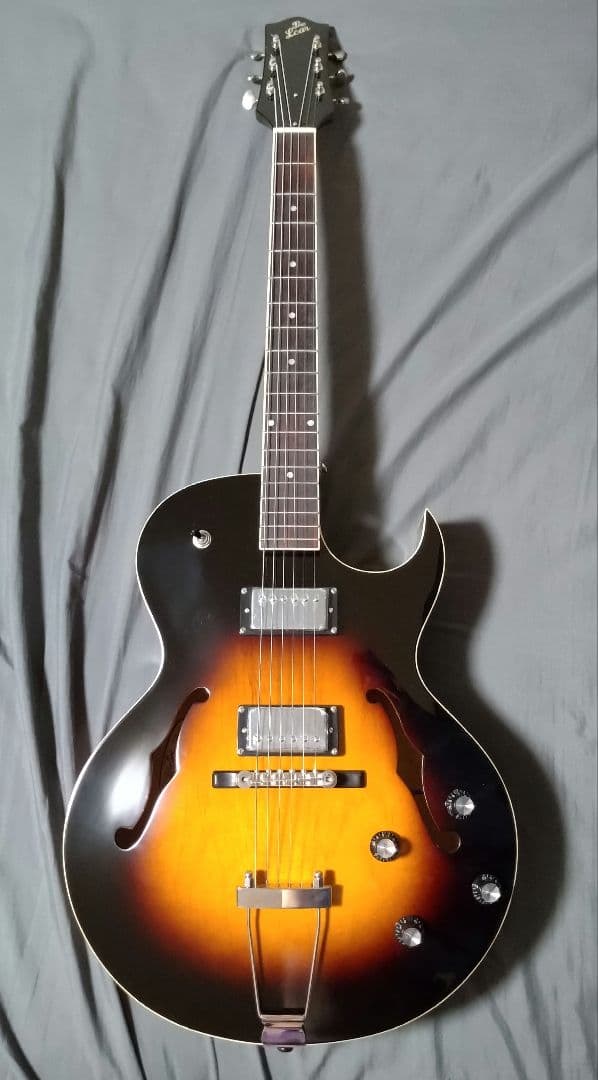 LOAR LH-280-C Vintage Sunburst フルアコ