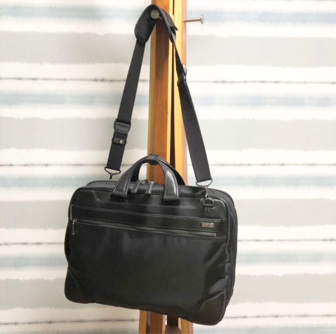 ☆ど根性ガエルM☆【Somsonite】サムソナイト ブリーフケース