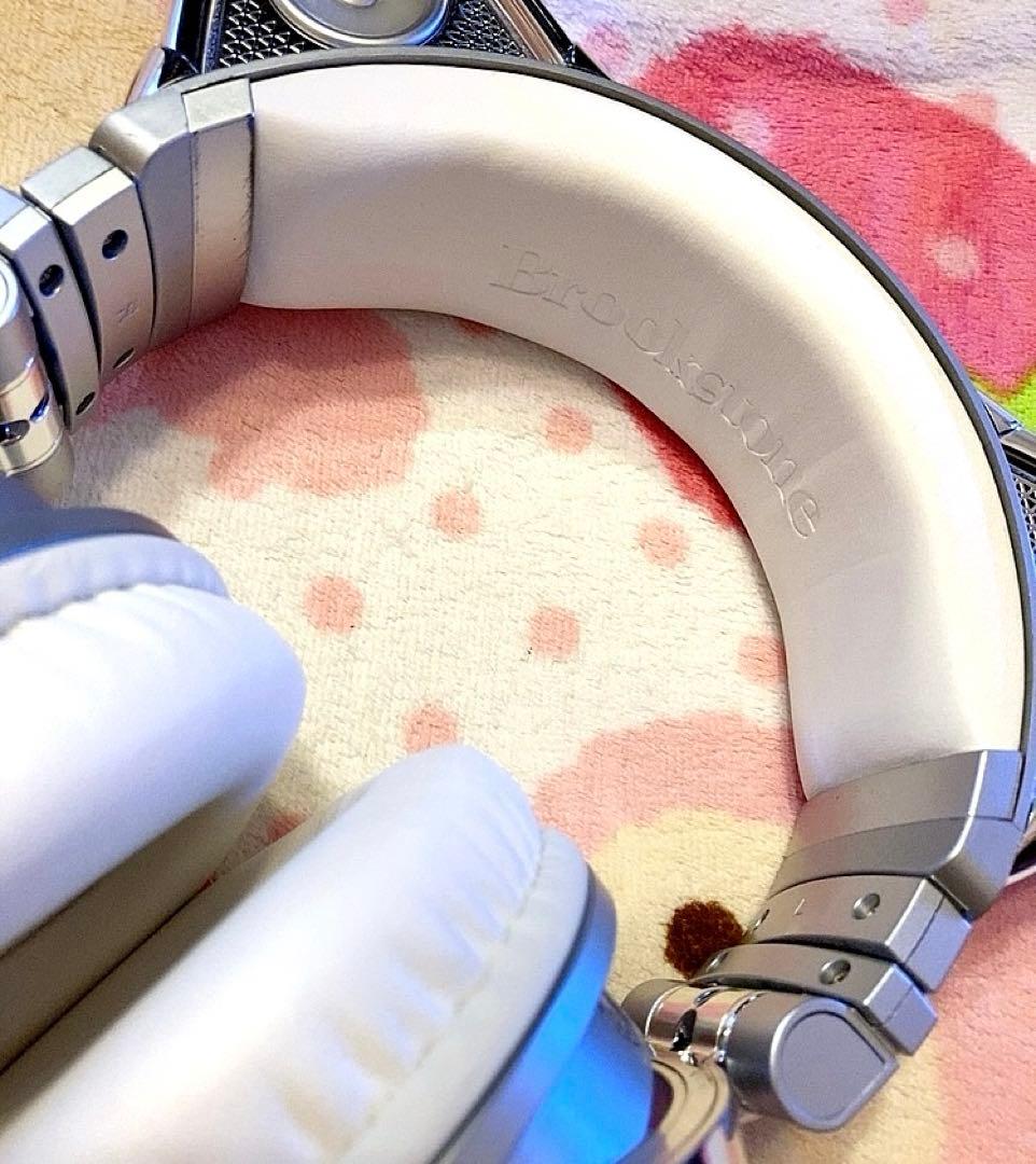 Brookstone アリアナグランデ ワイヤレス 猫耳ヘッドホン