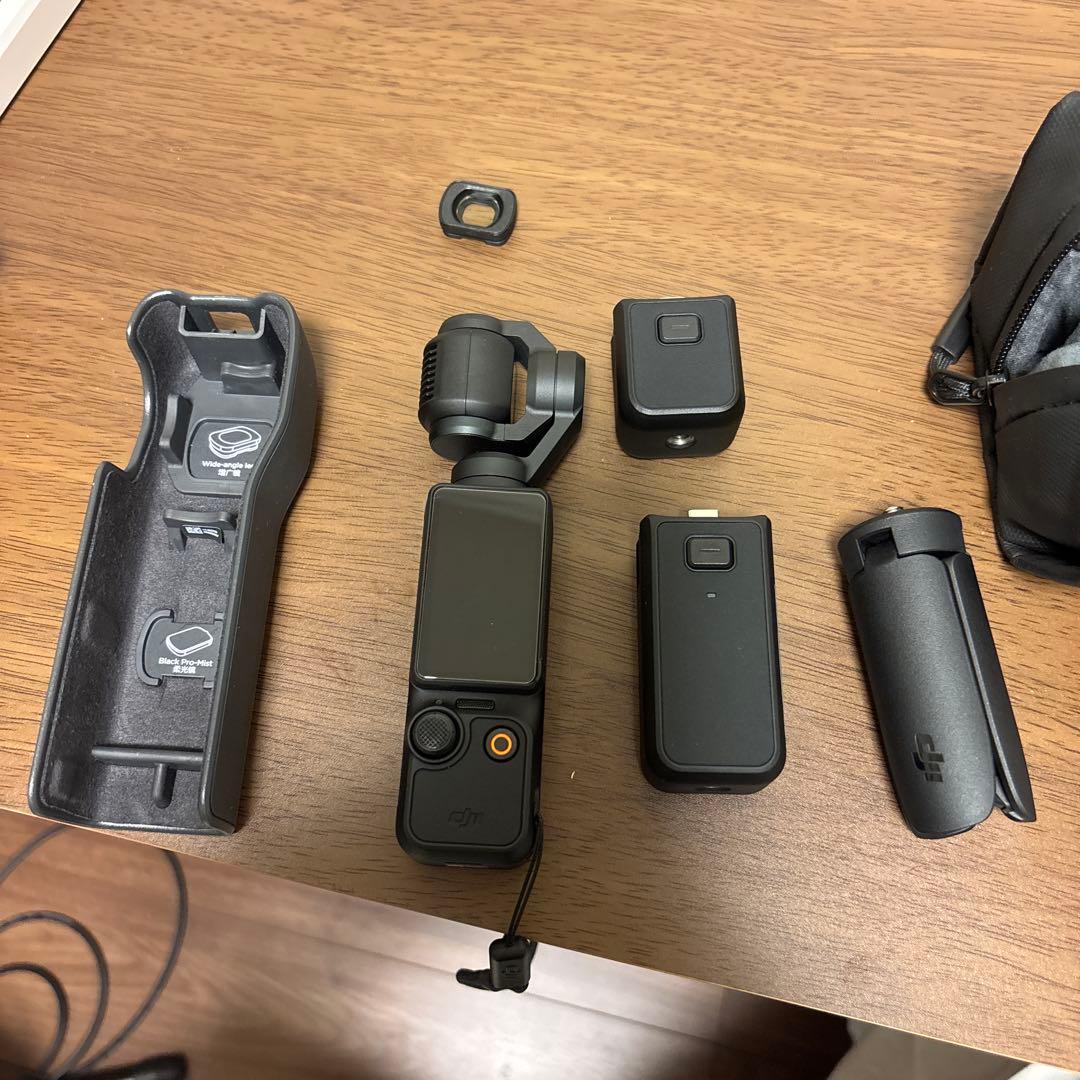 DJI vlogカメラ Osmo Pocket 3 クリエイターコンボ 超美品