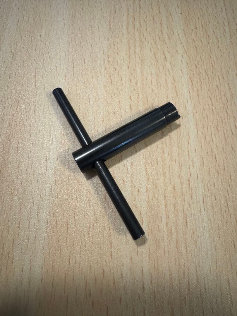 carbon8 M45 CQP ライト＋スペアマガジン＋ホルスター付き