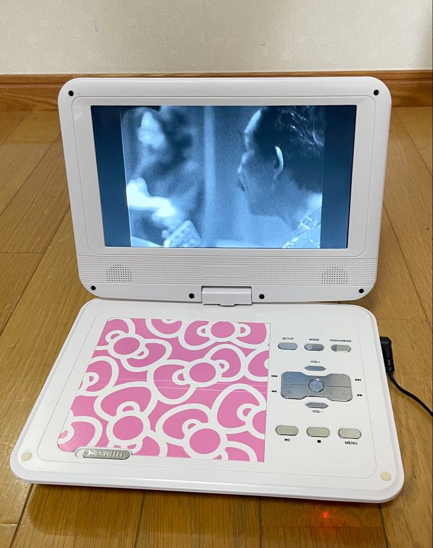 Hello Kitty◼︎9インチ★DVDプレーヤー★ ADP-9030MKTY