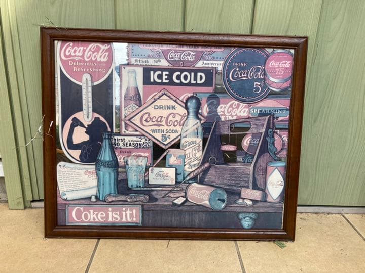 ミラーにかかれたイラスト