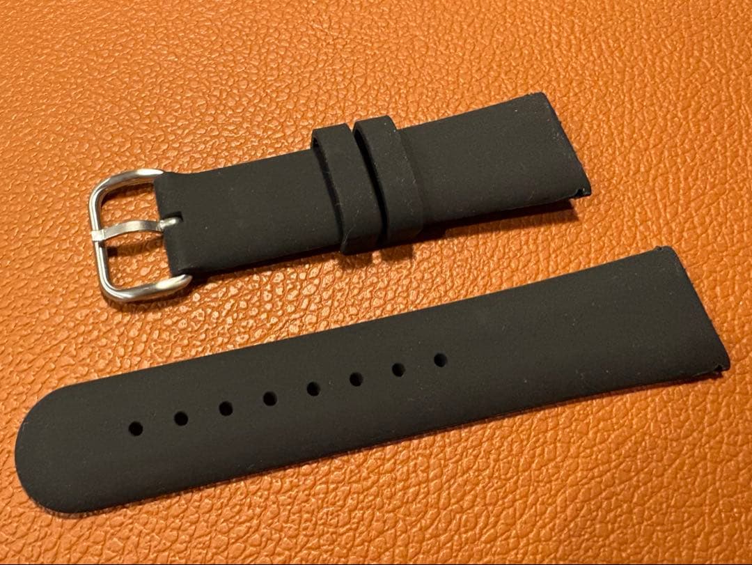 【未使用】IKEPOD 純正シリコンラバー/尾錠付