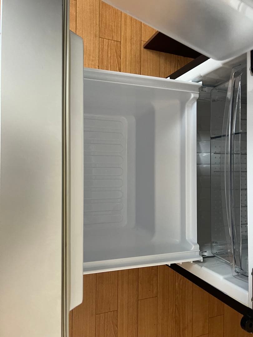 【⚠️値下げ中です】ブラック冷蔵庫 シンプルデザイン