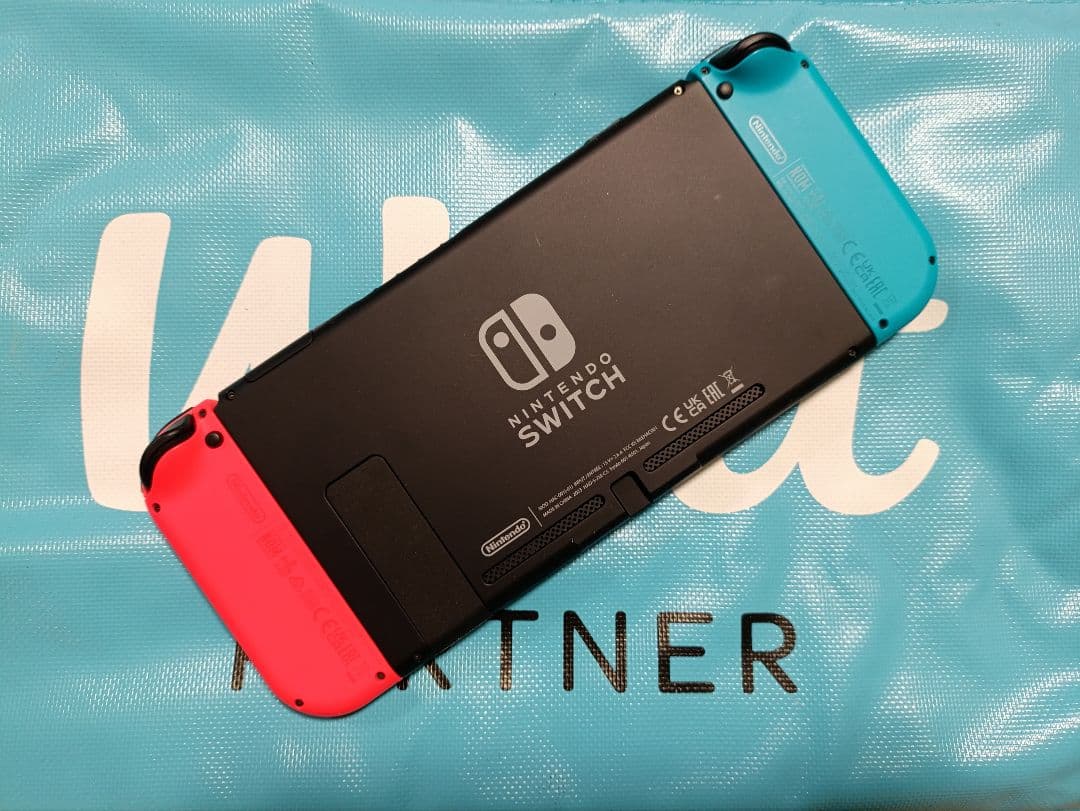 Nintendo Switch 本体 + ゲーム3本セット[送料込]