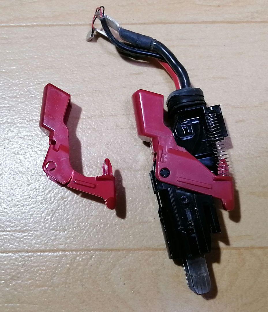 強化トリガー交換 分解清掃済み ダイソン V10 SV12本体