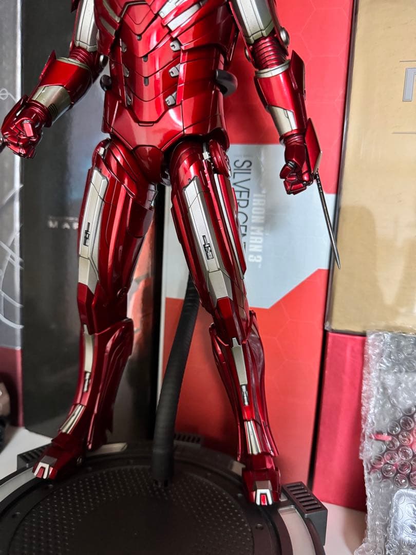 ホットトイズ アイアンマンマーク33シルバーセンチュリオンムービーマスターピース