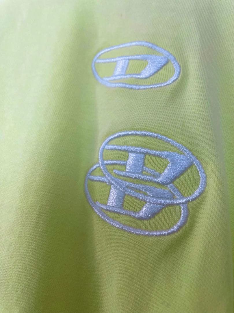 DISEL ロンT ネオンイエロー　蛍光黄色