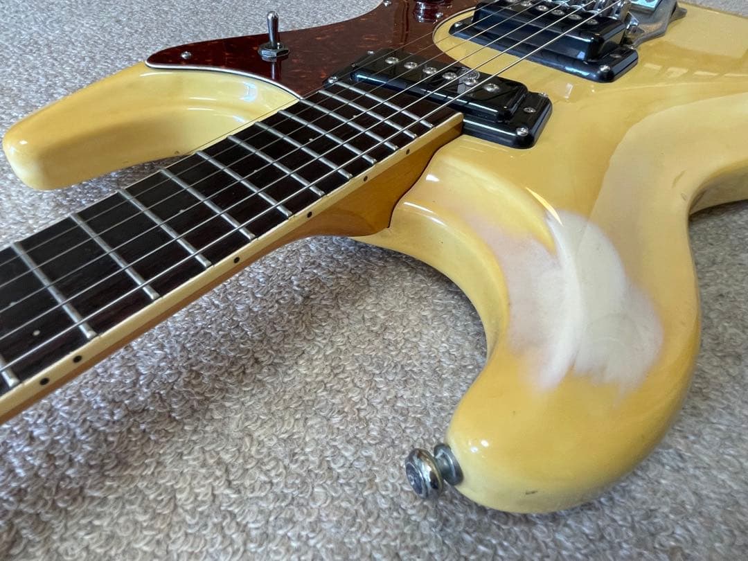 ■モズライト ベンチャーズモデル！訳アリ特価！国産黒雲製 演奏動画あり！