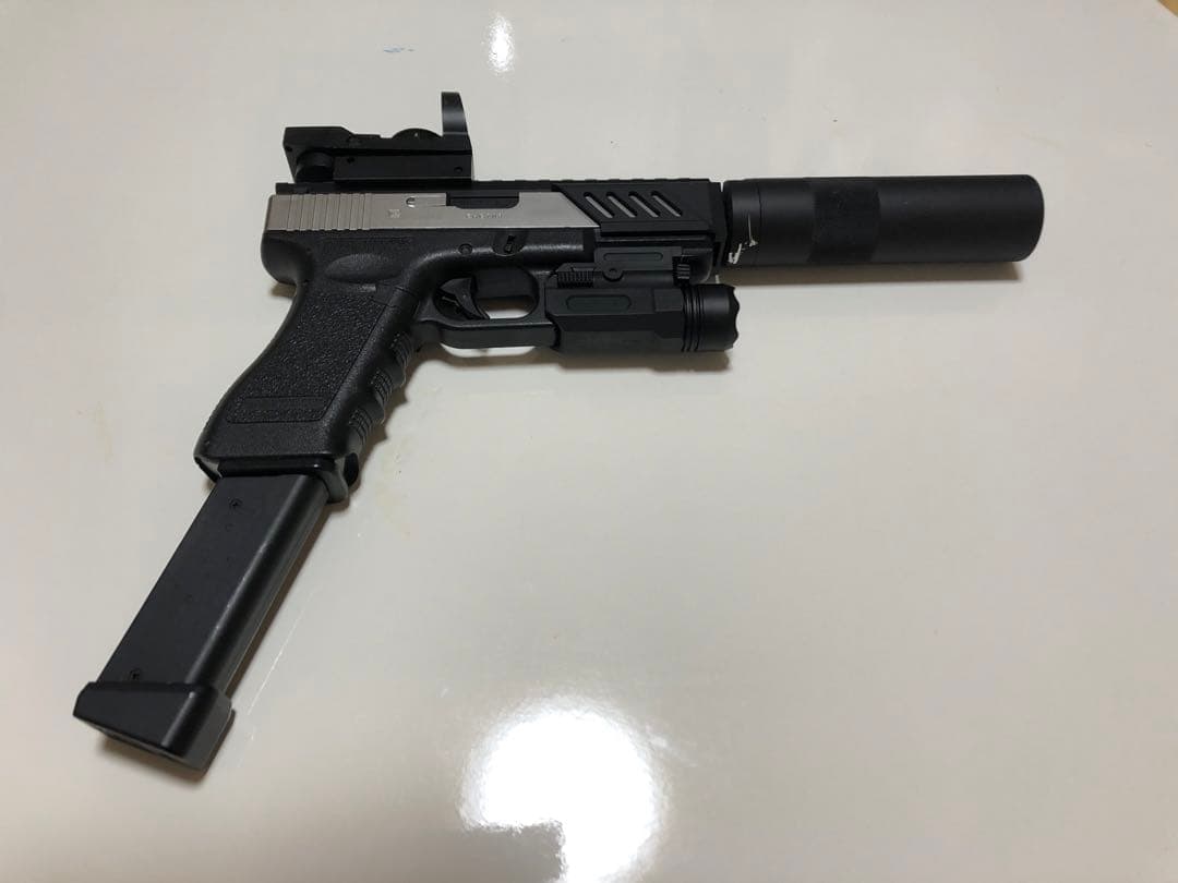 サプレッサー付き電動ガン