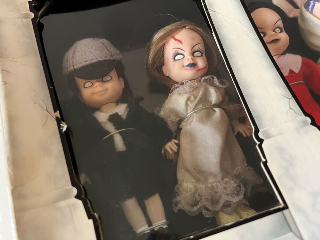 リビングデッドドールズミニ　シリーズ1　霊廟ボックス　7体セット