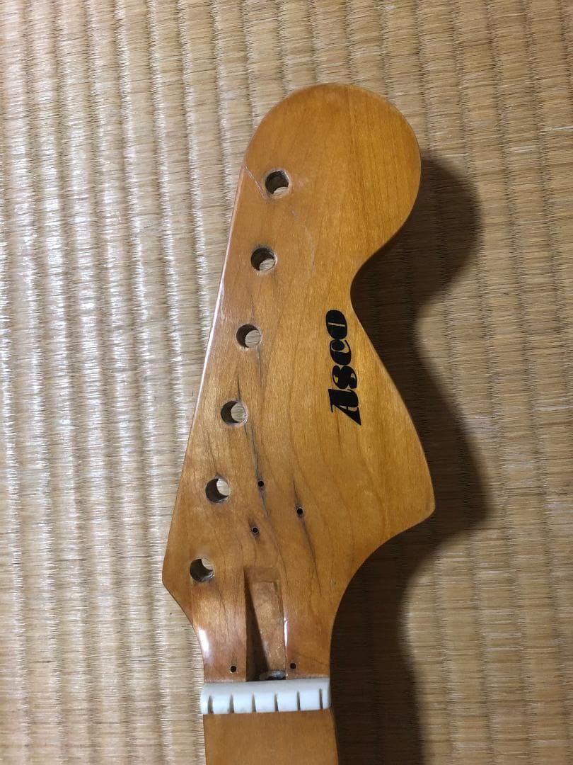 【AXCO】ストラトタイプギター（ハードテイル）