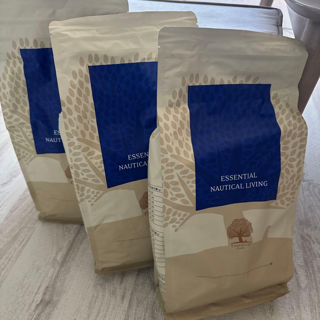 【本日のみ値下げ】エッセンシャル ドッグフード 1.8kg✖️3袋セット