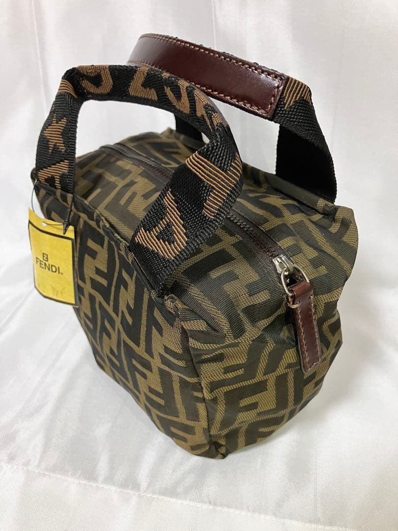 FENDI フェンディ人気 ズッカ柄 ハンドバッグ