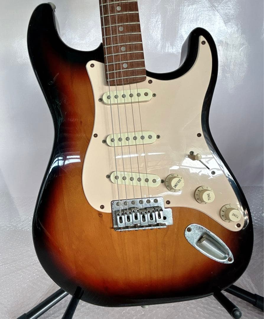 ストラトキャスター タイプ/Legend/サンバースト /エレキギターＧ0061