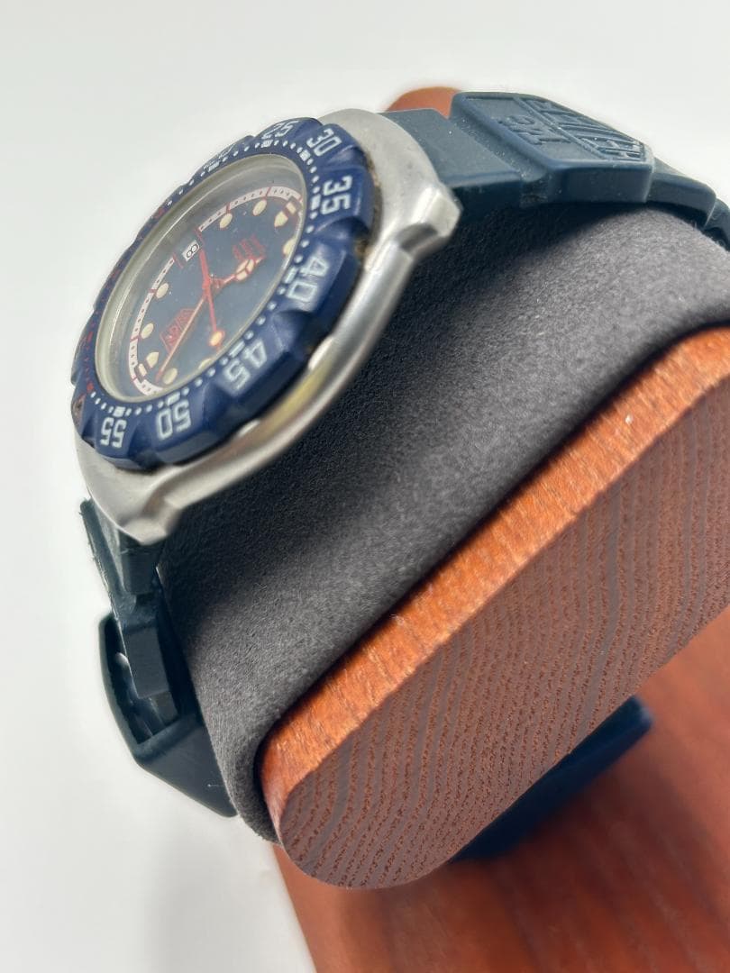 TAG Heuer 2000シリーズ プロフェッショナル ダイバーズウォッチ