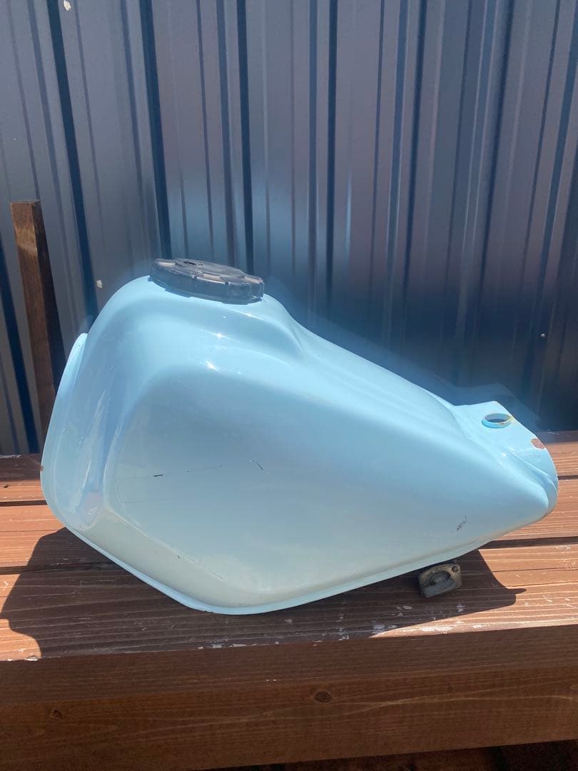 YAMAHA TW200 ガソリンタンク