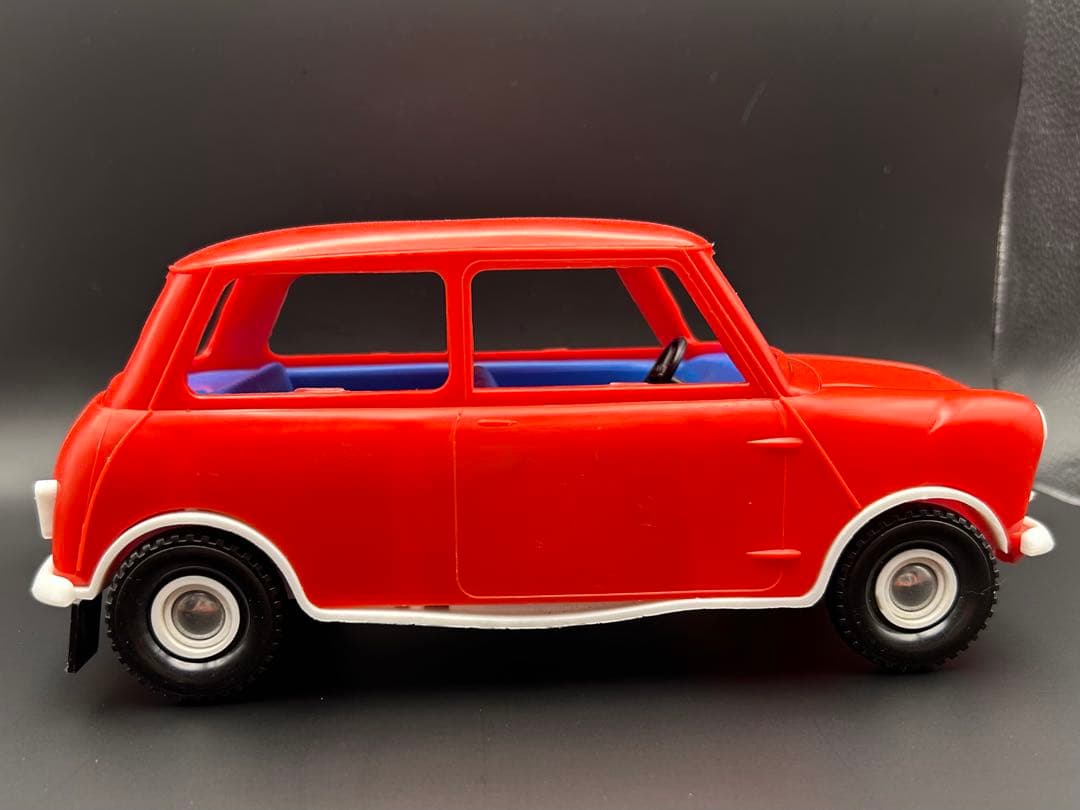 レア！　フィンランド　LOHJAN プラスチック製　ミニクーパー　ヴィンテージ