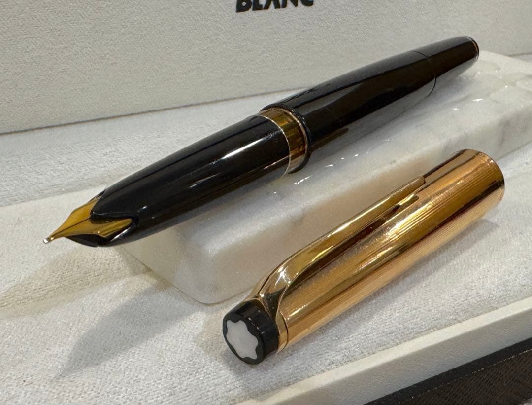 【極美品】モンブラン No72 万年筆 ブラック 激レア