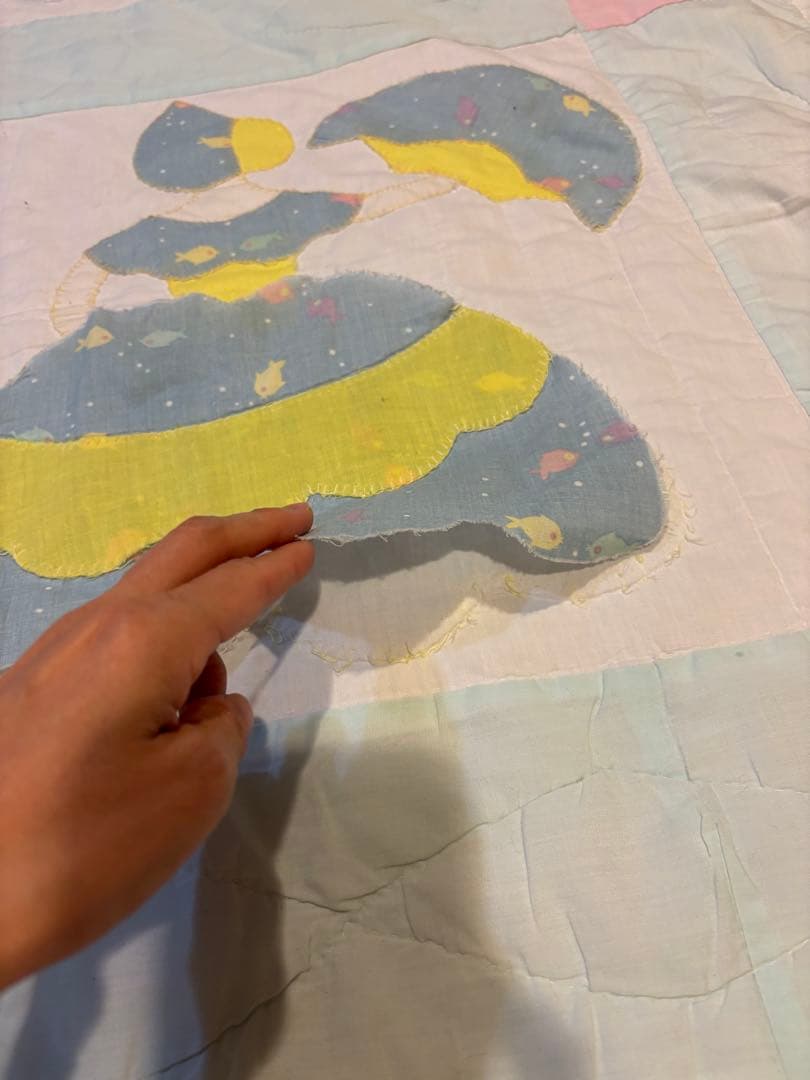 【リメイクにもオススメ】希少　アメリカンヴィンテージキルト　　かなり大きめサイズ