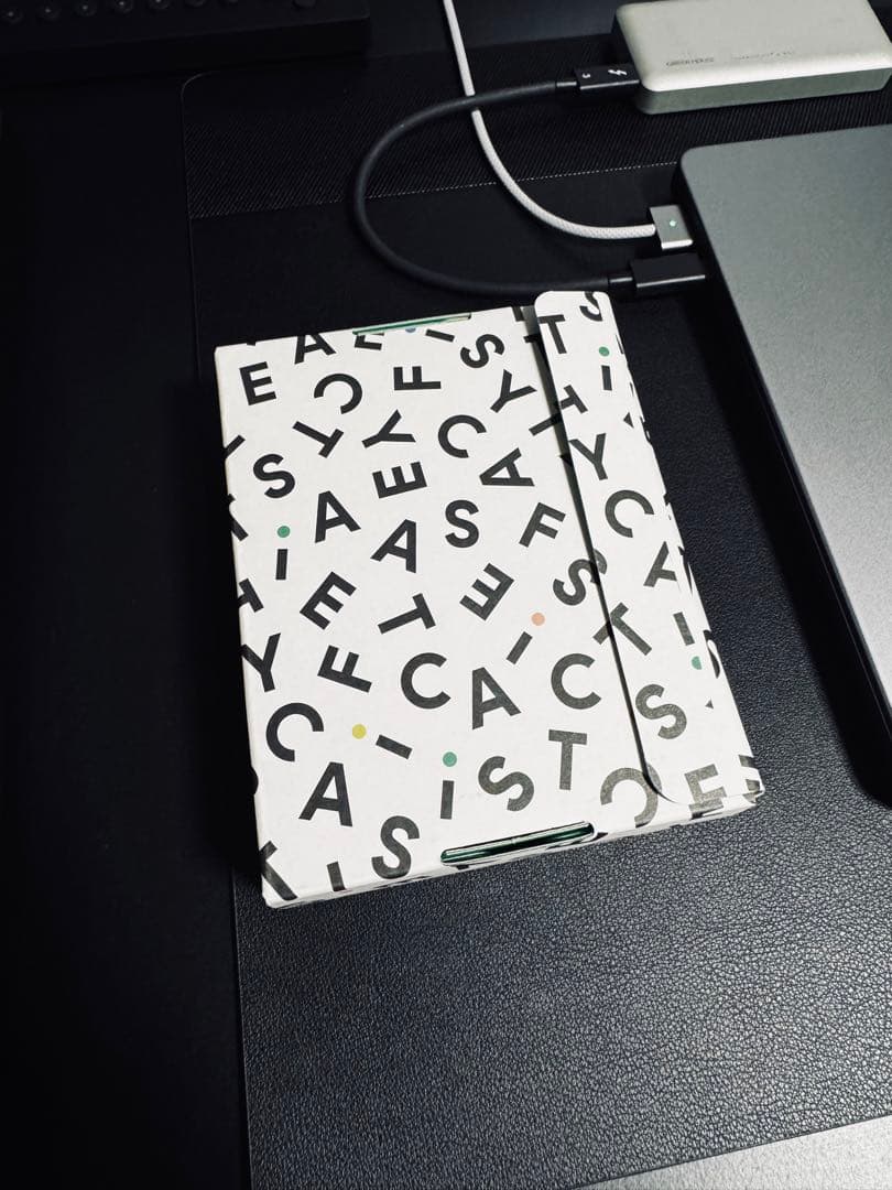 CASETiFY fragment XXX AirPods Pro 2 ケース