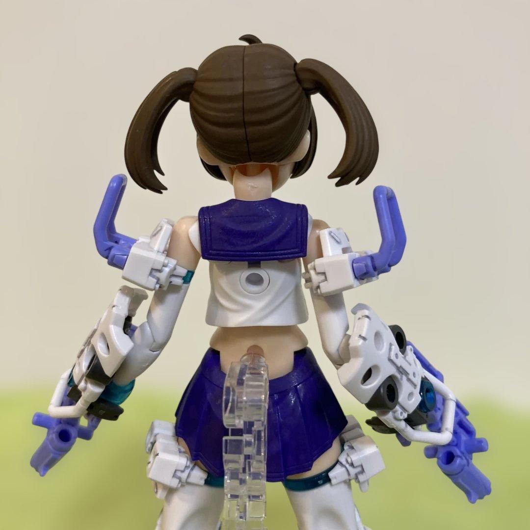 【完成品】コトブキヤ　バスタードールガンナー羽付き