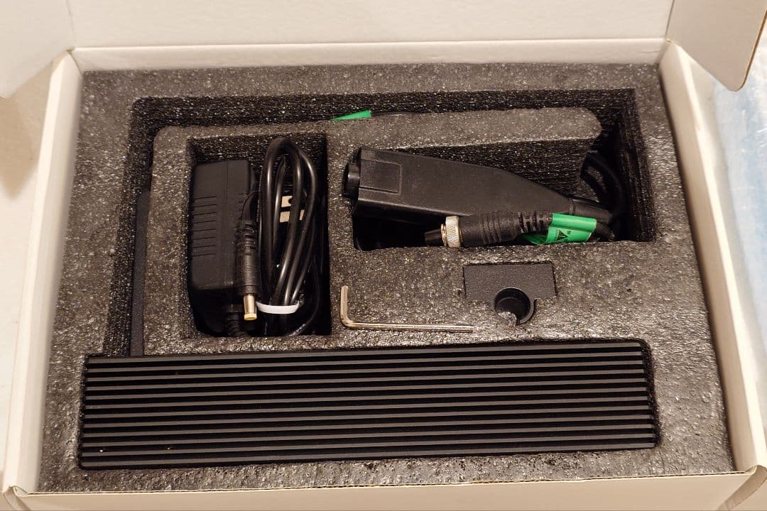 [美品]Chihiros C2 RGB 3点セット シェード付 スタンド付