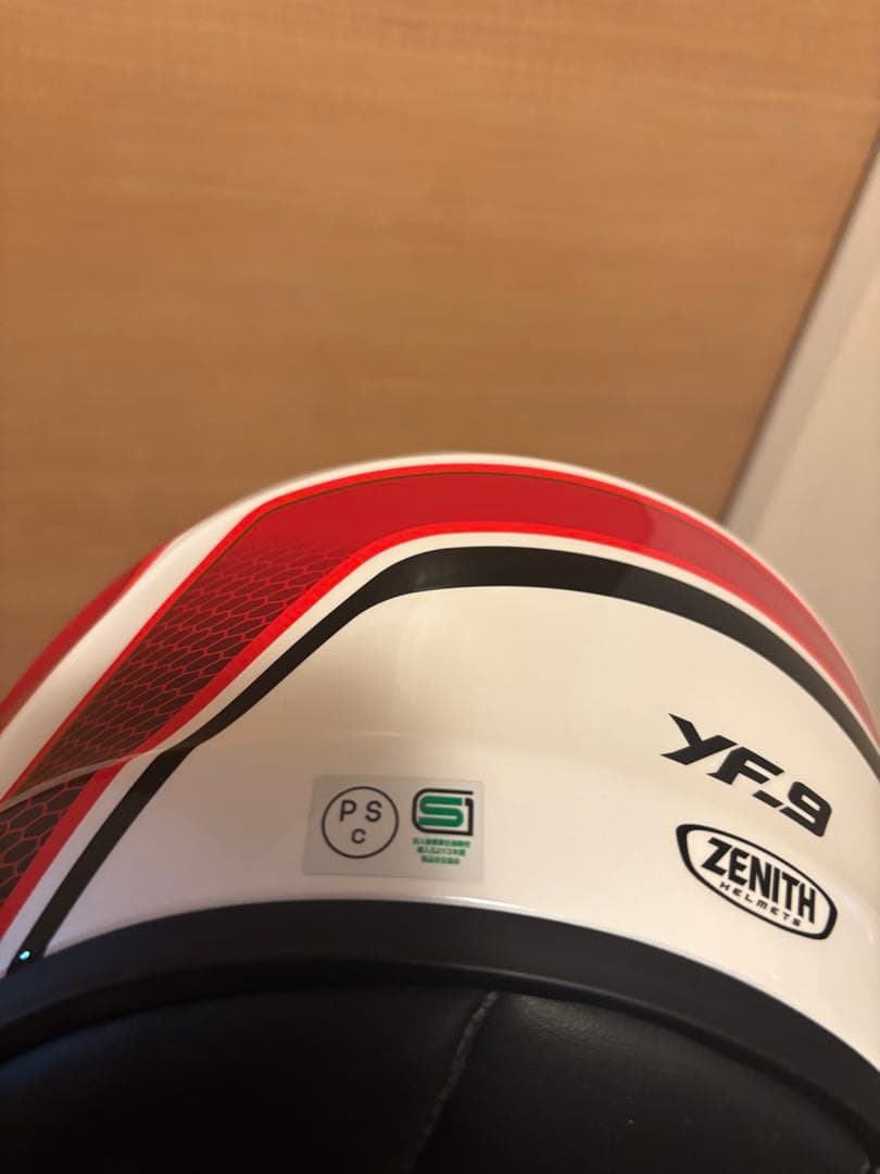 ZENITH フルフェイスヘルメット ホワイト/レッド　（Mサイズ）