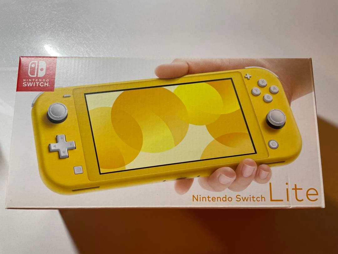 NINTENDO SWITCH LITE 黄色