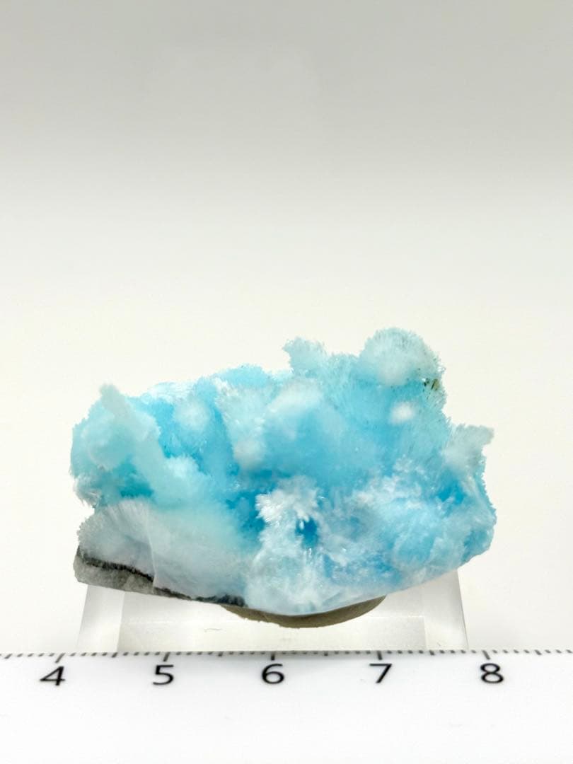 ブルーアラゴナイト　霞石　原石　天然石　鉱物標本　鉱物　石